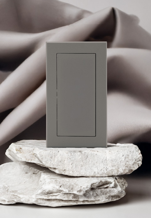 J・WIDE SLIM SQUARE GRAY